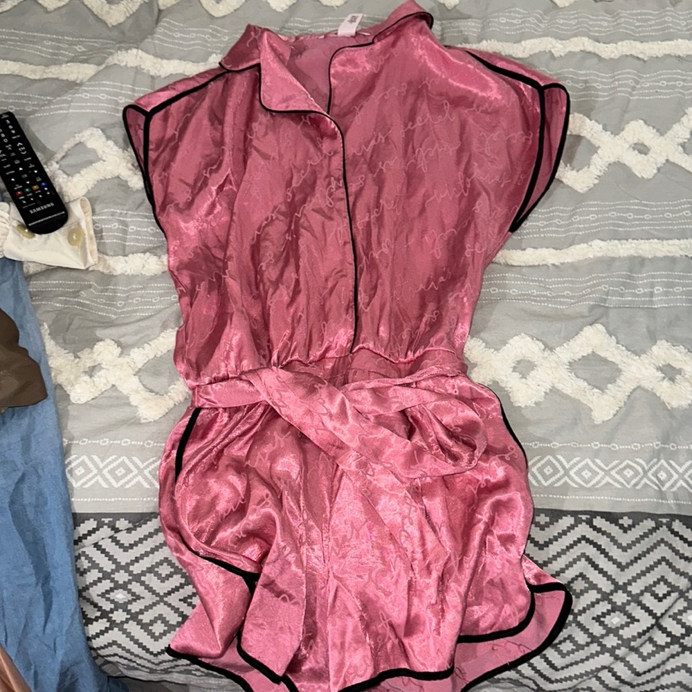 Victoria Secret pink sleep romper size small